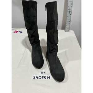 Woman’s Style & Co. Charcoal Gray Side Zip Riding Boots 7 M NWOT